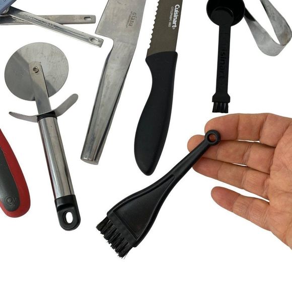 Lot of Mixed Kitchen Utensils Knives Pizza Cutter Sink Strainer Spoon Spatula 50 - Picture 4 of 11